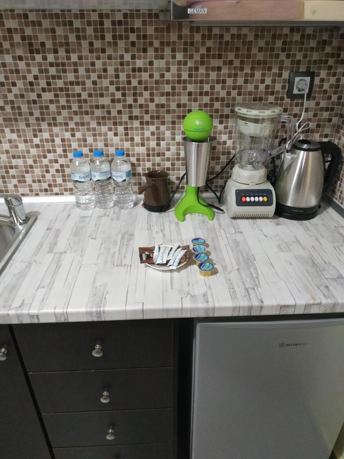 G M 1 Rooms Kentro In The Heart Of The City Larissa Exteriör bild
